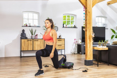 Vibrační deska TUNTURI Cardio Fit V10